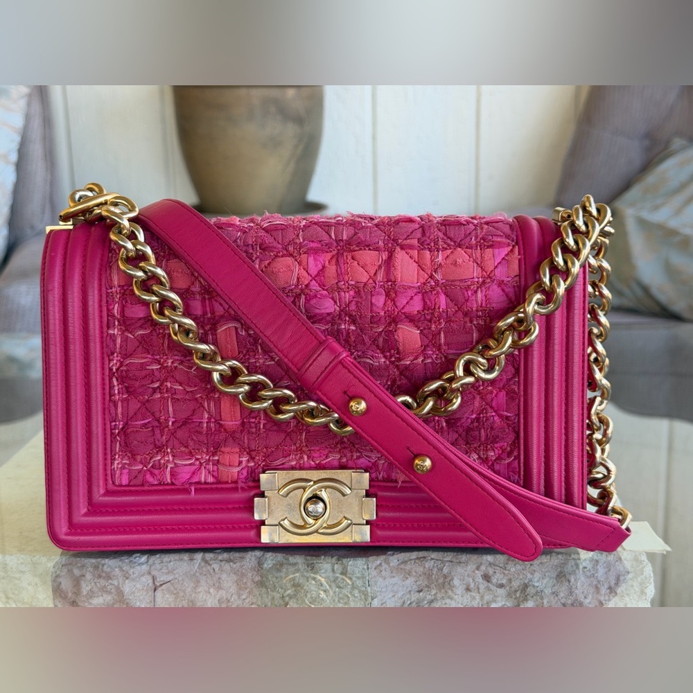 Chanel Tweed Boy Bag Limited Edition AUCTION HOUSE DISPLAY ONLY - Picture 1 of 16